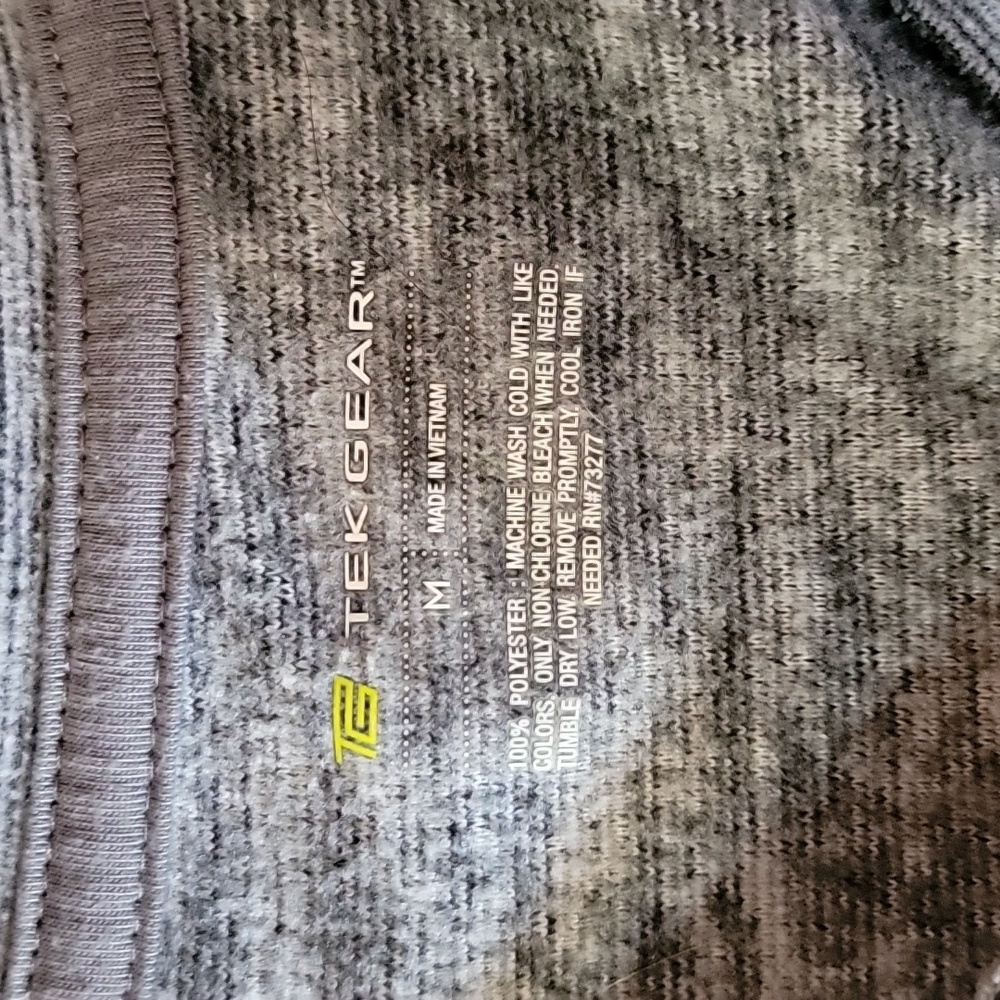 Tek Gear Fleece V Neck Sweater Medium - Picture 2 of 3